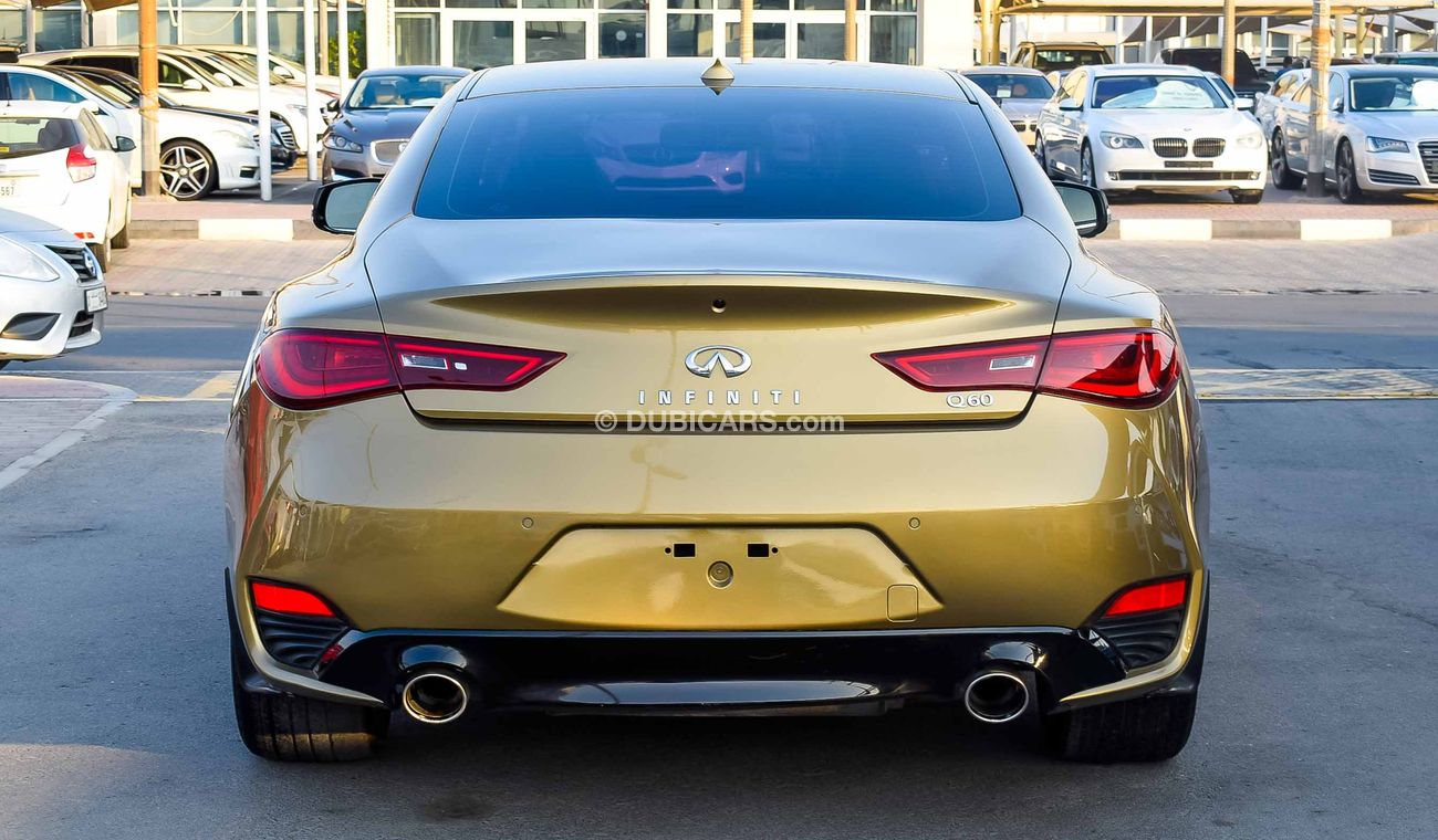 Infiniti Q60