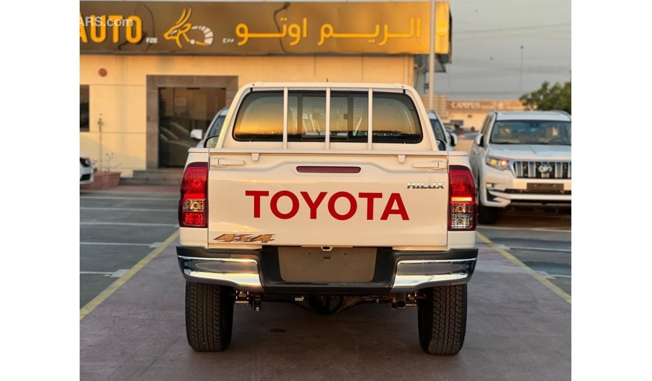 تويوتا هيلوكس TOYOTA HILUX 2.4 DIESEL 4WD 4DOORS 2024