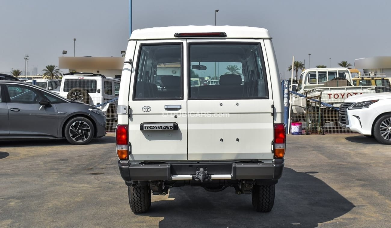 Toyota Land Cruiser Hard Top 4.2L Diesel V6