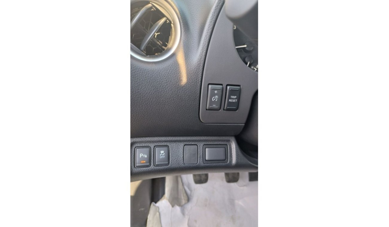 نيسان نافارا NISSAN NAVARA PICK UP 2.5L PETROL , 4WD , MANUAL TRANSMISSION, DOUBLA CAB