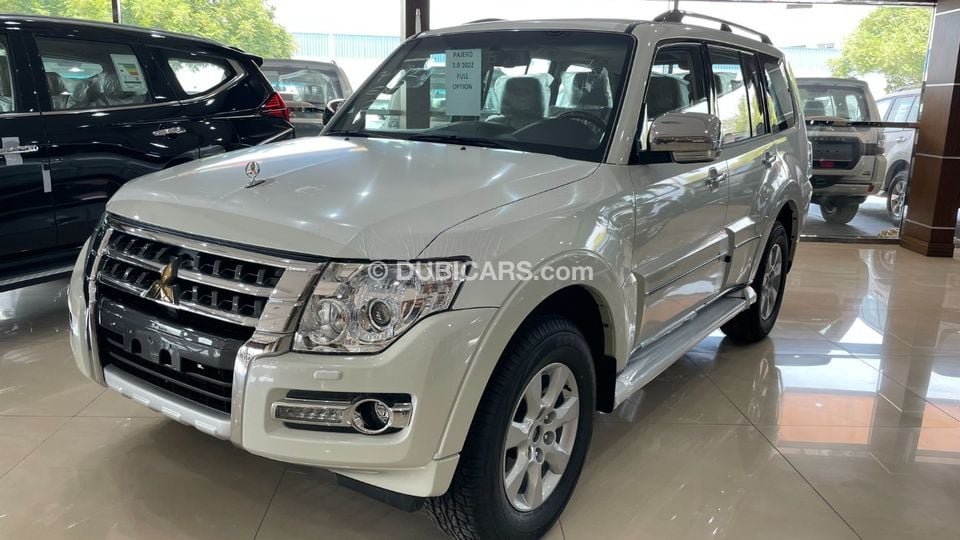 Mitsubishi pajero 2022 год