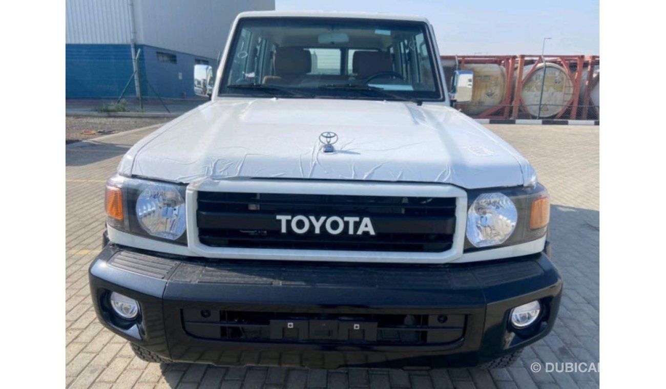 تويوتا لاند كروزر هارد توب 2023 TOYOTA LAND CRUISER LC76 70TH 4.0L GASOLINA