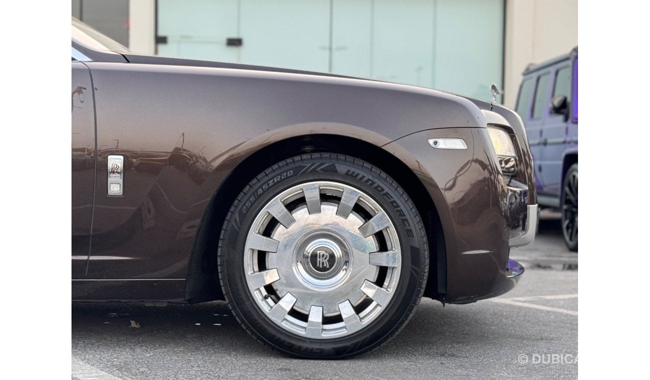 Rolls-Royce Ghost Std ROLLS ROYCE GHOST 2014 3 BOTTON