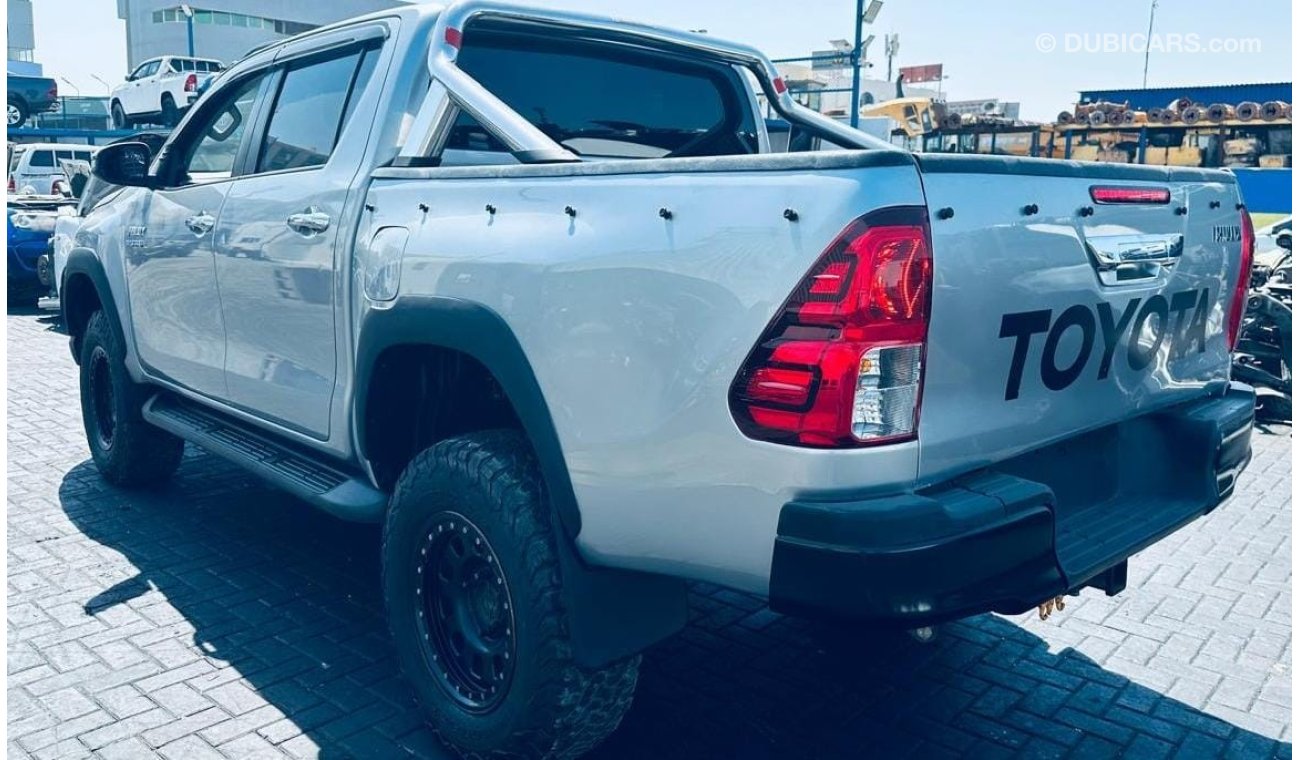 Toyota Hilux SR 2018 TOYOTA HILUX DOUBLE CABIN