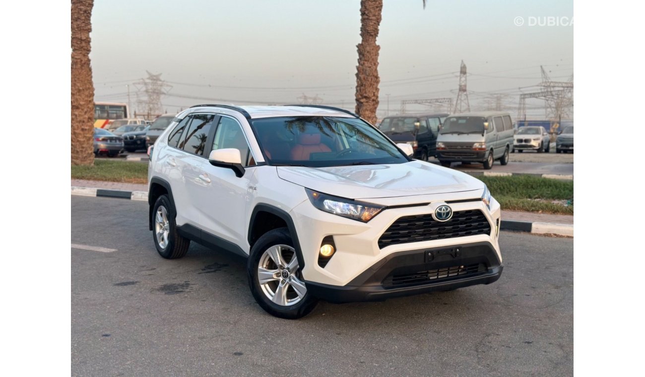 Toyota RAV4 LE TOYOTA RAV4 Hybrid