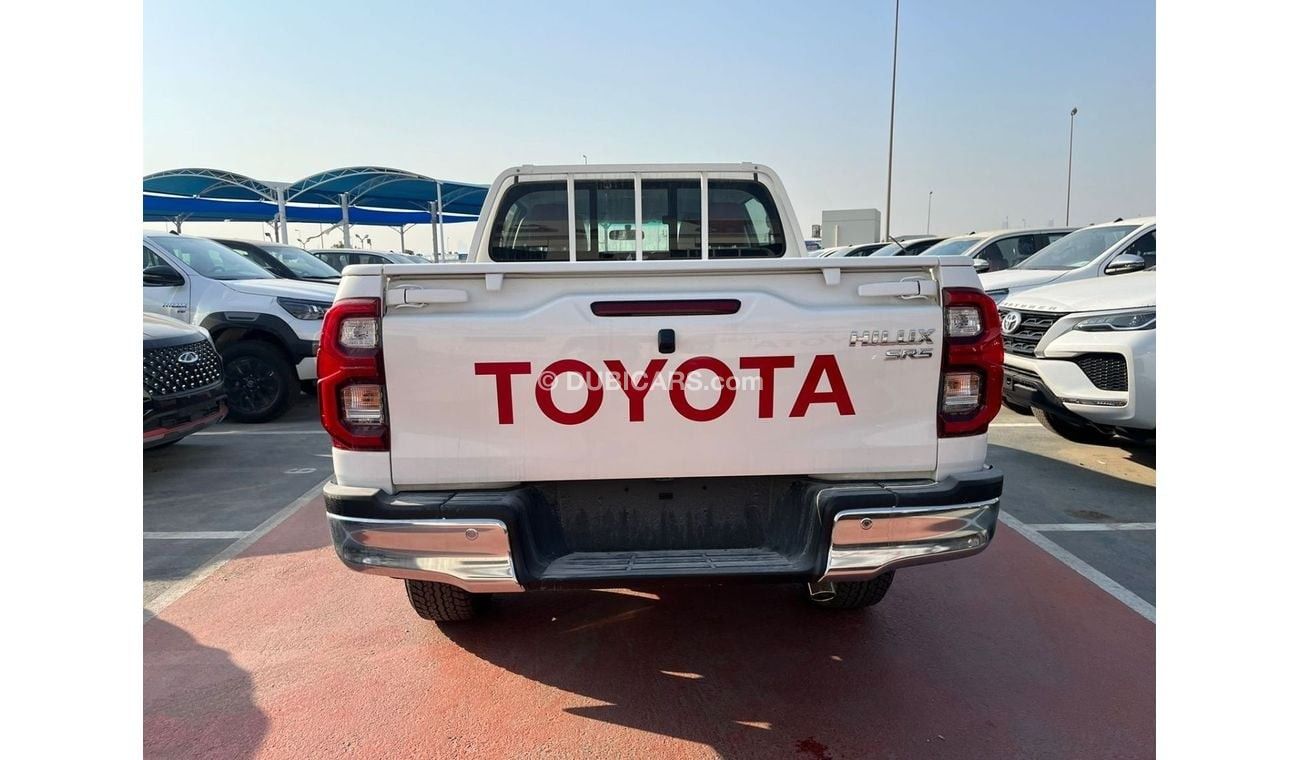 تويوتا هيلوكس TOYOTA HILUX 2.7 AT FULL OPTION WITHOUT PUSH START WHITE 2025