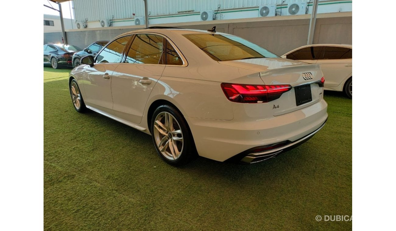 أودي A4 45 TFSI S لاين