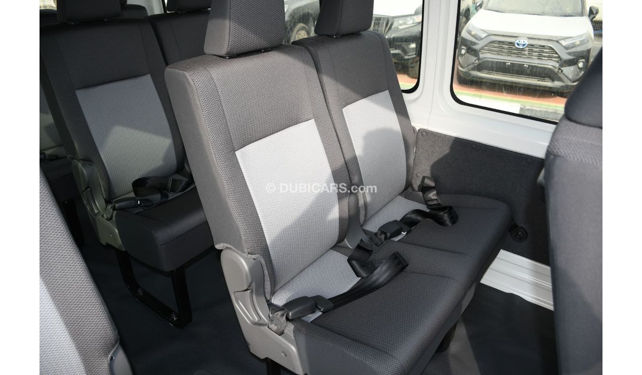 تويوتا هاياس HiAce 3.5L Manaul Petrol