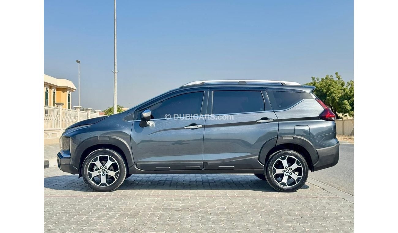 ميتسوبيشي إكسباندر Mitsubishi Xpander Cross 2023 Gcc, Full option