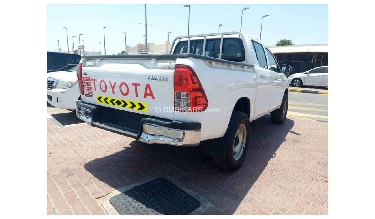 Toyota Hilux DC 4WD 2.4L DIESEL MANUAL TRANSMISSION