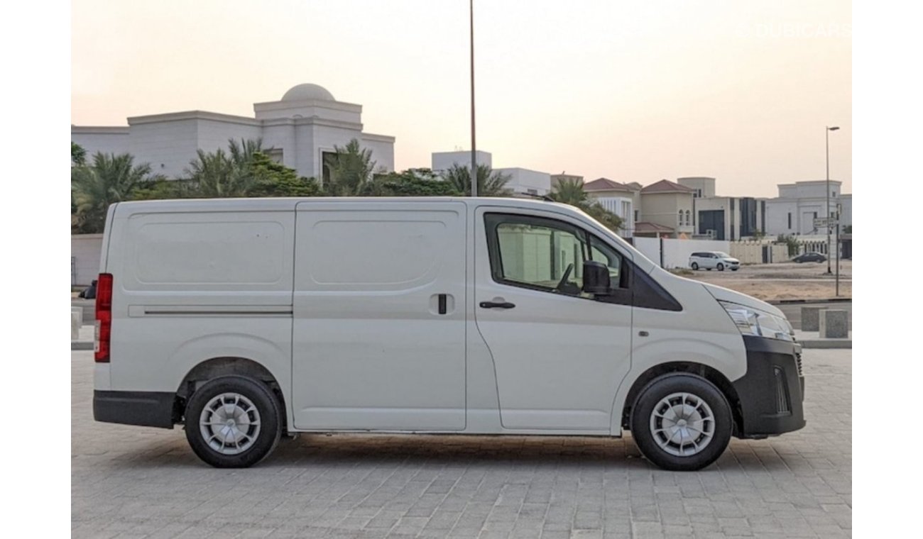 Toyota Hiace Toyota Haice 2021 V6 3.5 Manual petrol left hand drive