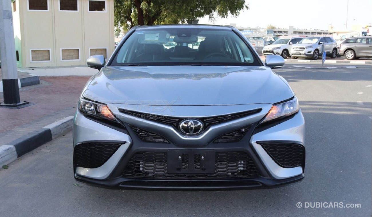 Toyota Camry RADAR CRUISE LAND CHANGE ASSIST AND SUNROOF