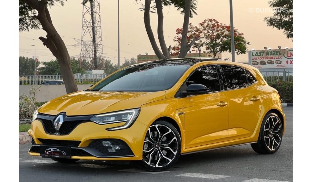 Used Renault Megane ad : Year 2020, 66321 km