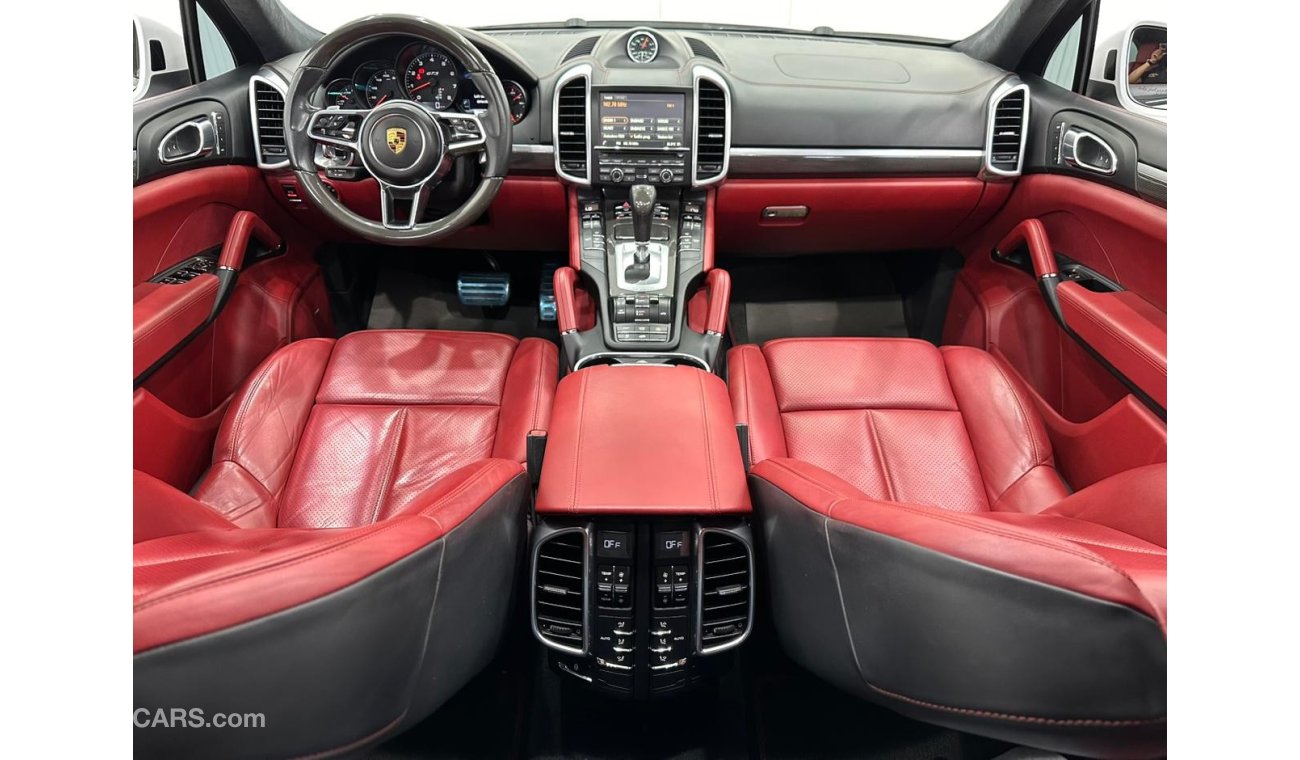 بورش كايان جي تي أس 2016 Porsche Cayenne GTS, Full Service History, Carbon Fiber Package, Excellent Condition, GCC