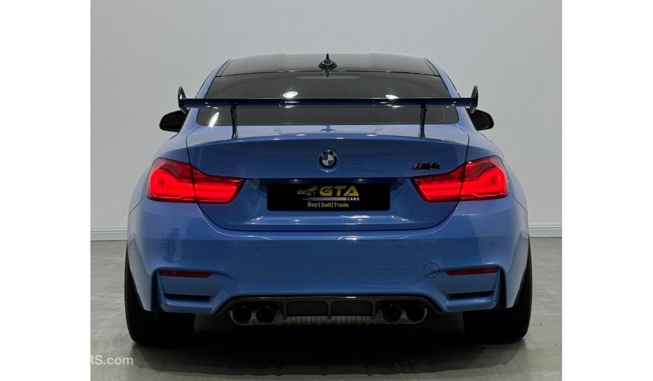 BMW M4 Std 2018 BMW M4 Coupe, Warranty, Full BMW Service History, Carbon Fiber Package, GCC