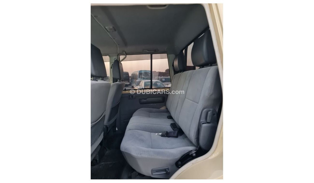 Toyota Land Cruiser Pick Up Double Cabin GX.L