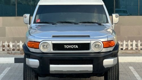 Toyota FJ Cruiser خليجي