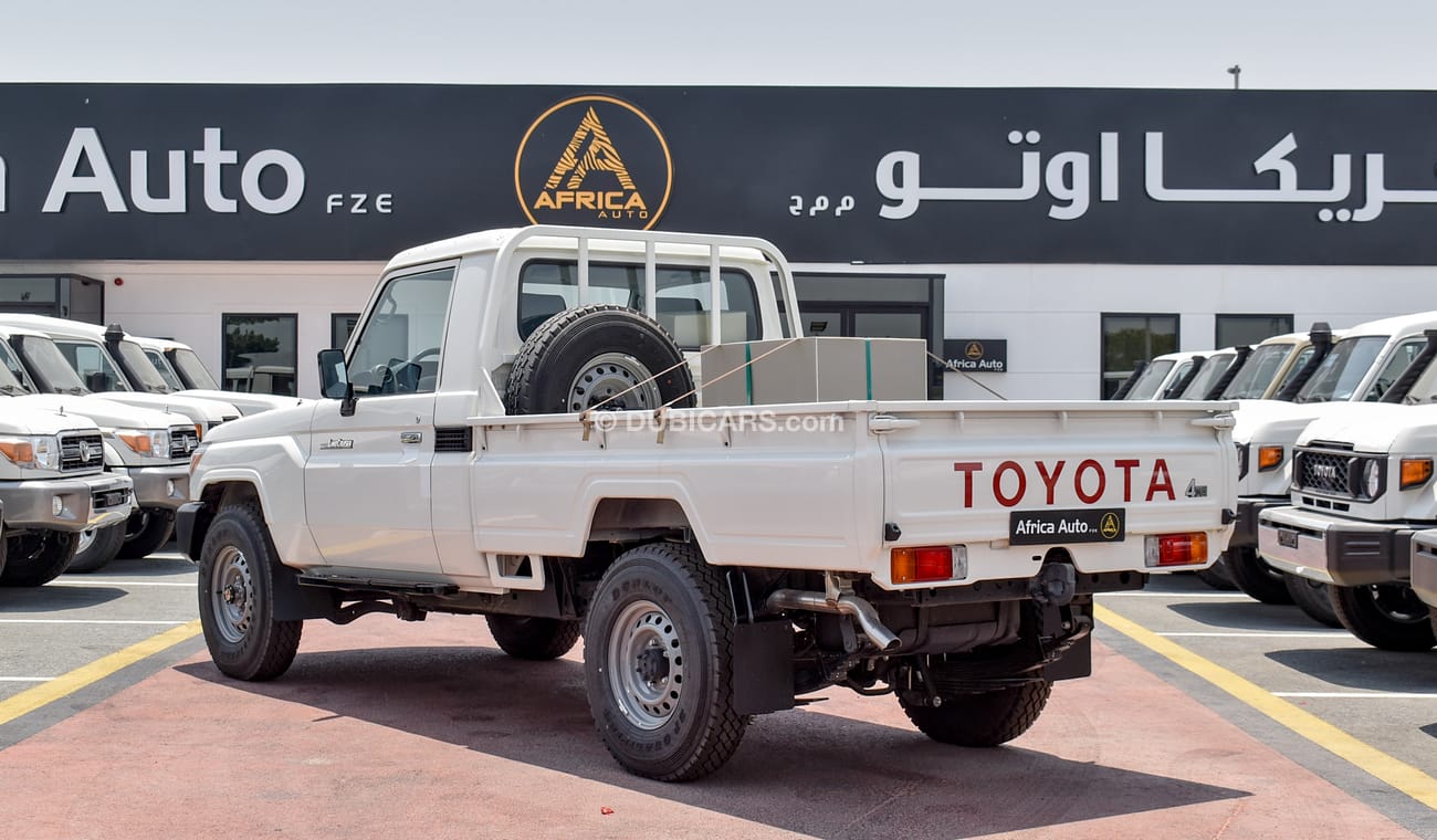 Toyota Land Cruiser Pick Up SC 4.2L V6 YM 2023 ONLY FOR EXPORT