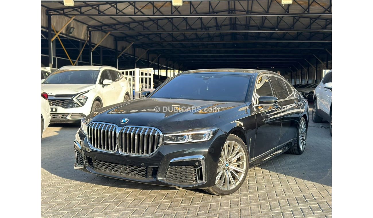 BMW 750Li xDrive 4.4L (530 HP)