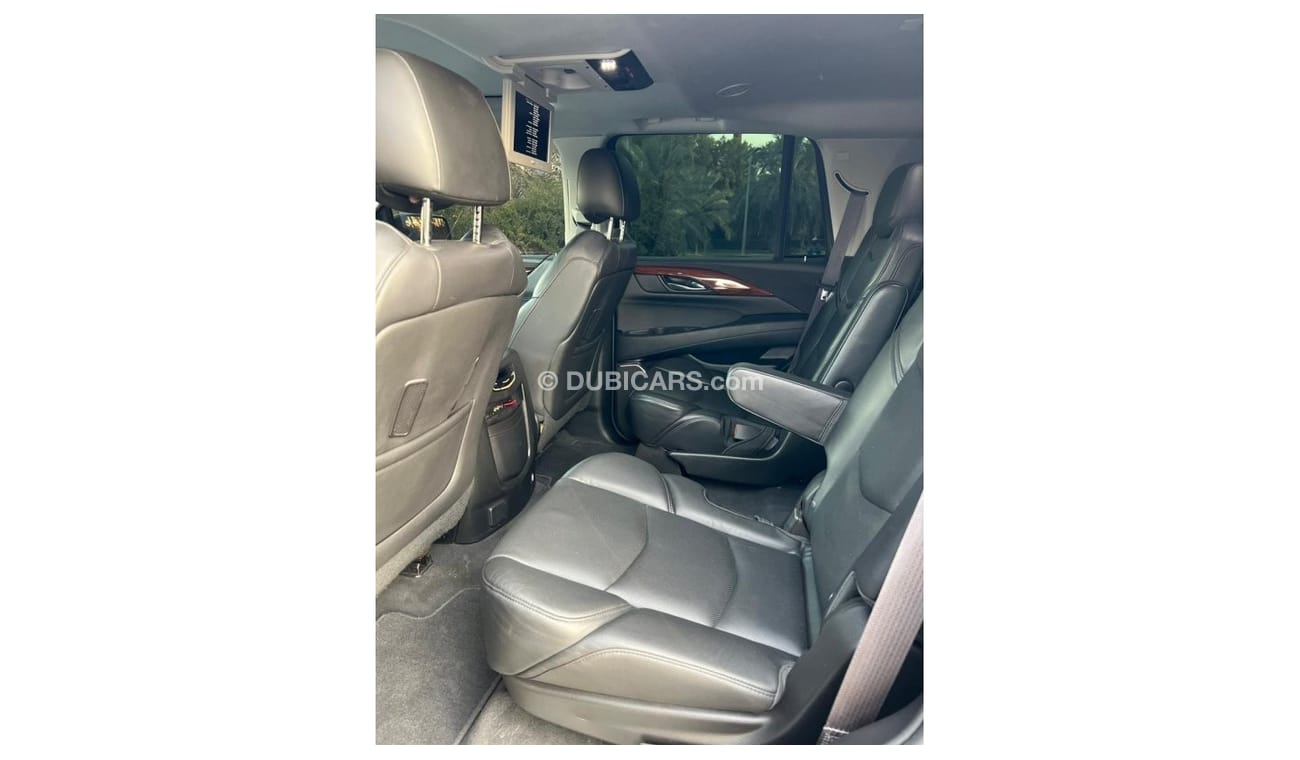 Cadillac Escalade Premium