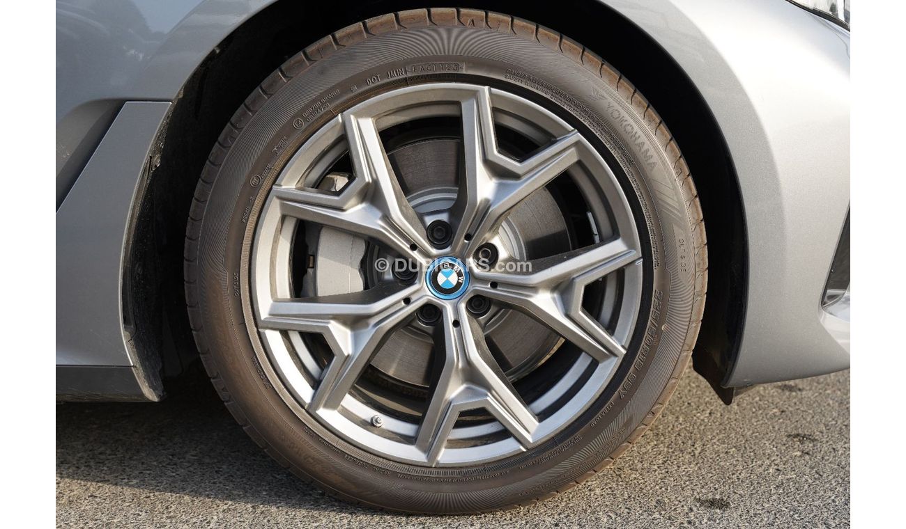 BMW i3 2024 BMW I3 E-DRIVE 35L / SEDAN / RWD / 0 KM