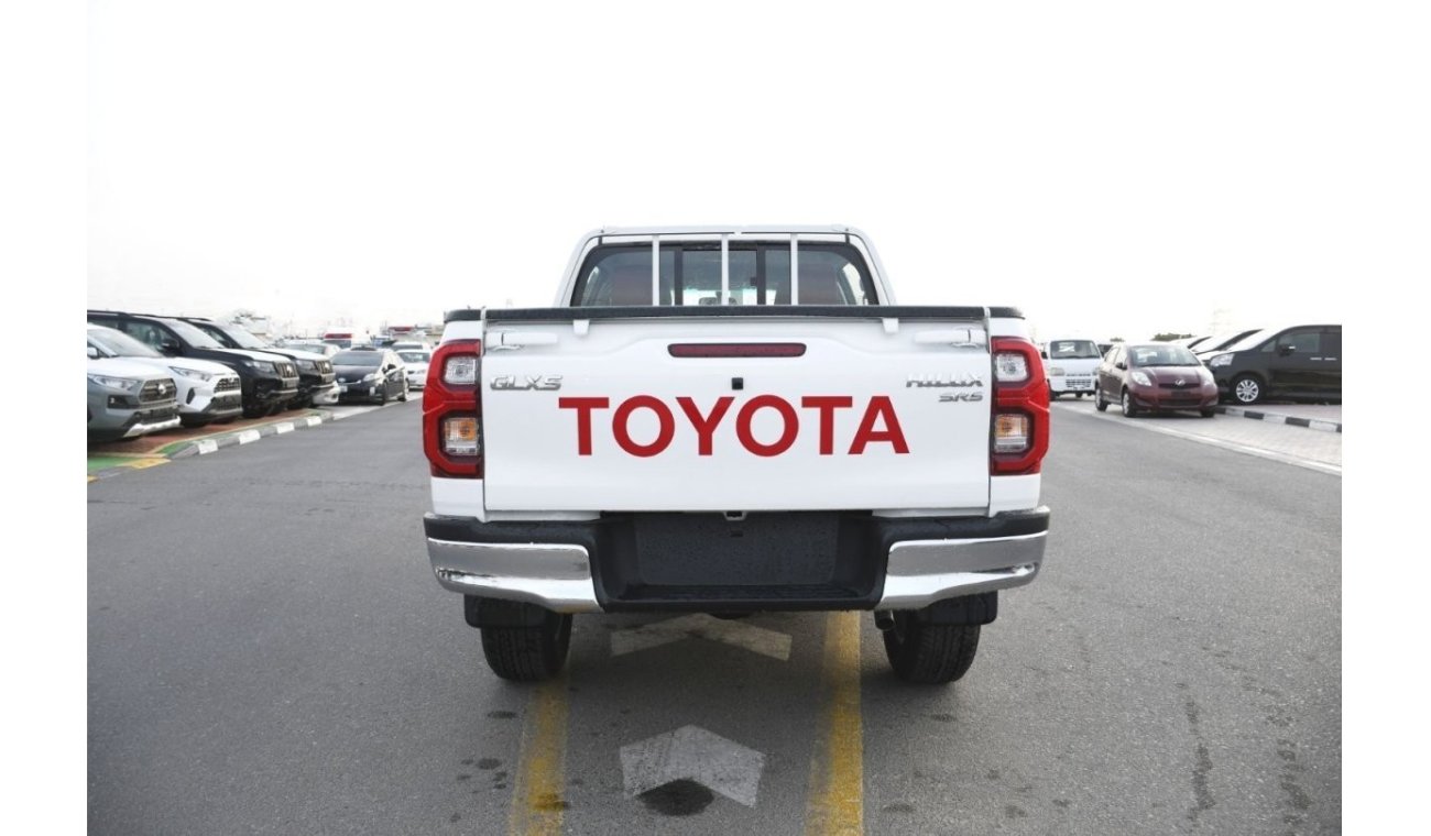 Toyota Hilux 2.7L MT 4x4 full option (Oman spce)