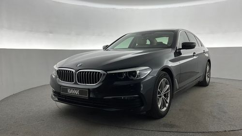 بي أم دبليو 520i Executive | شامل الضمان | 0 ﺪﻔﻋﺓ ﺃﻮﻟﻯ