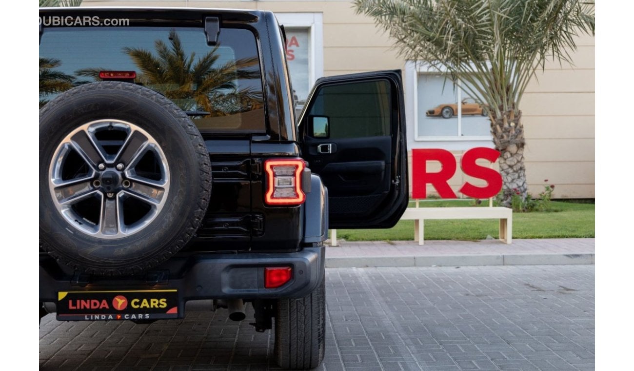 جيب رانجلر Unlimited Sahara 3.6L Jeep Wrangler Unlimited Sahara 2019 GCC (LOWEST MILEAGE) under Warranty with F