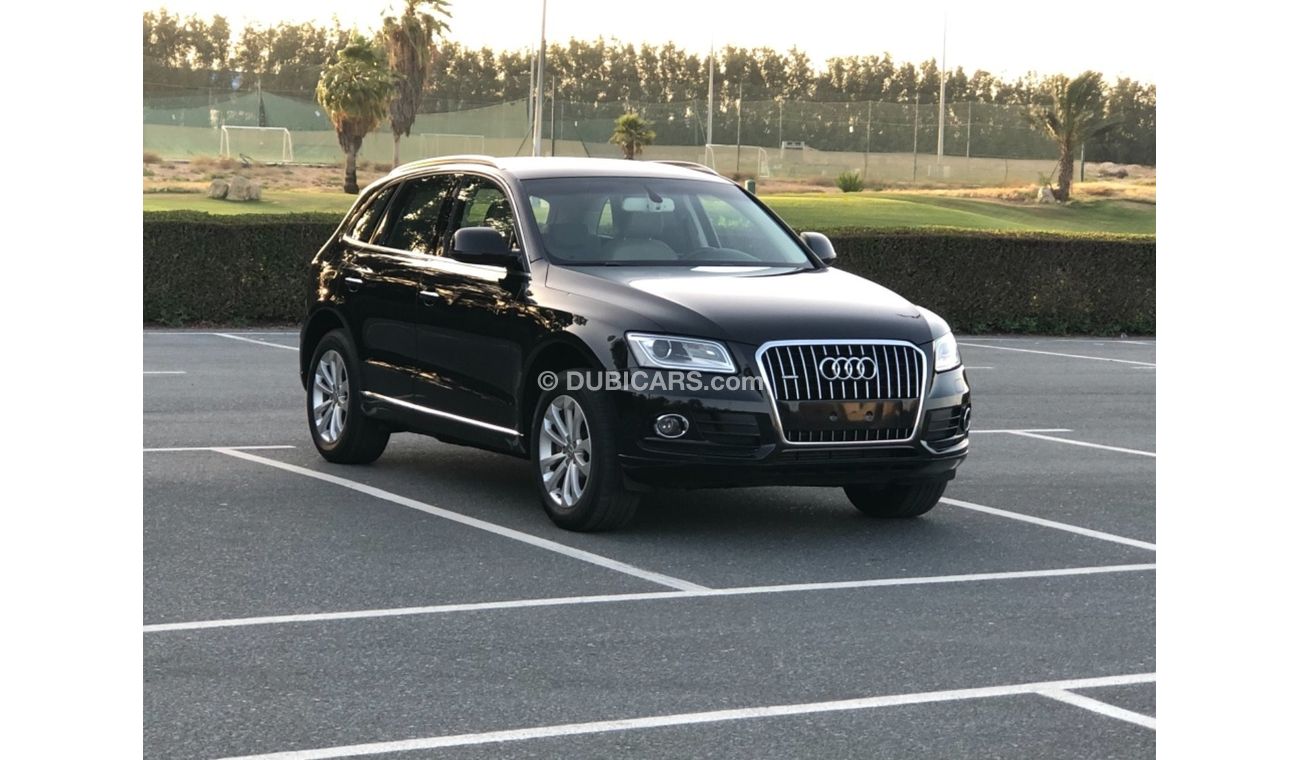 Audi Q5 40 TFSI S-Line MODEL 2015 GCC CAR PER  CONDITION INSIDE AND OUTSIDE  FULL ELECTRIC CONTROL STEERING 