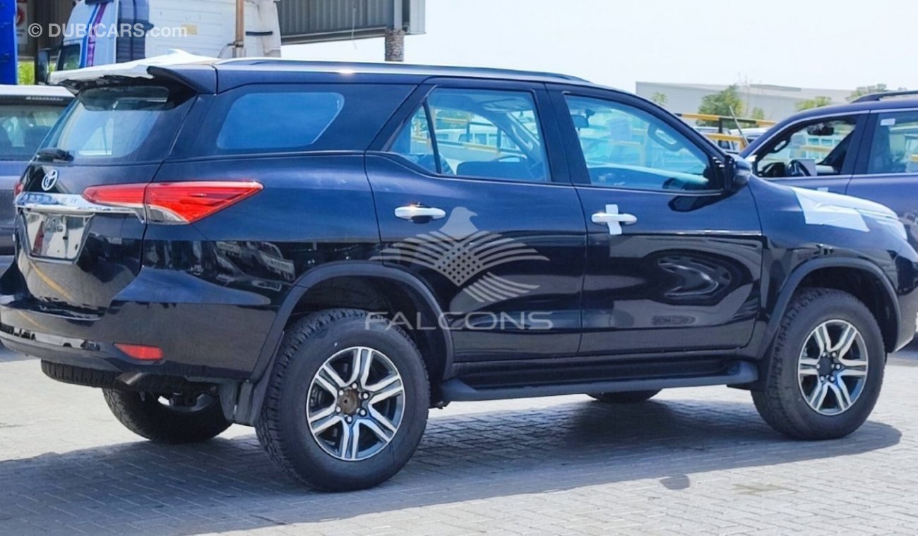 تويوتا فورتونر Toyota/FORTUNER DIESEL / 2.4L COMFORT 4X4 6AT