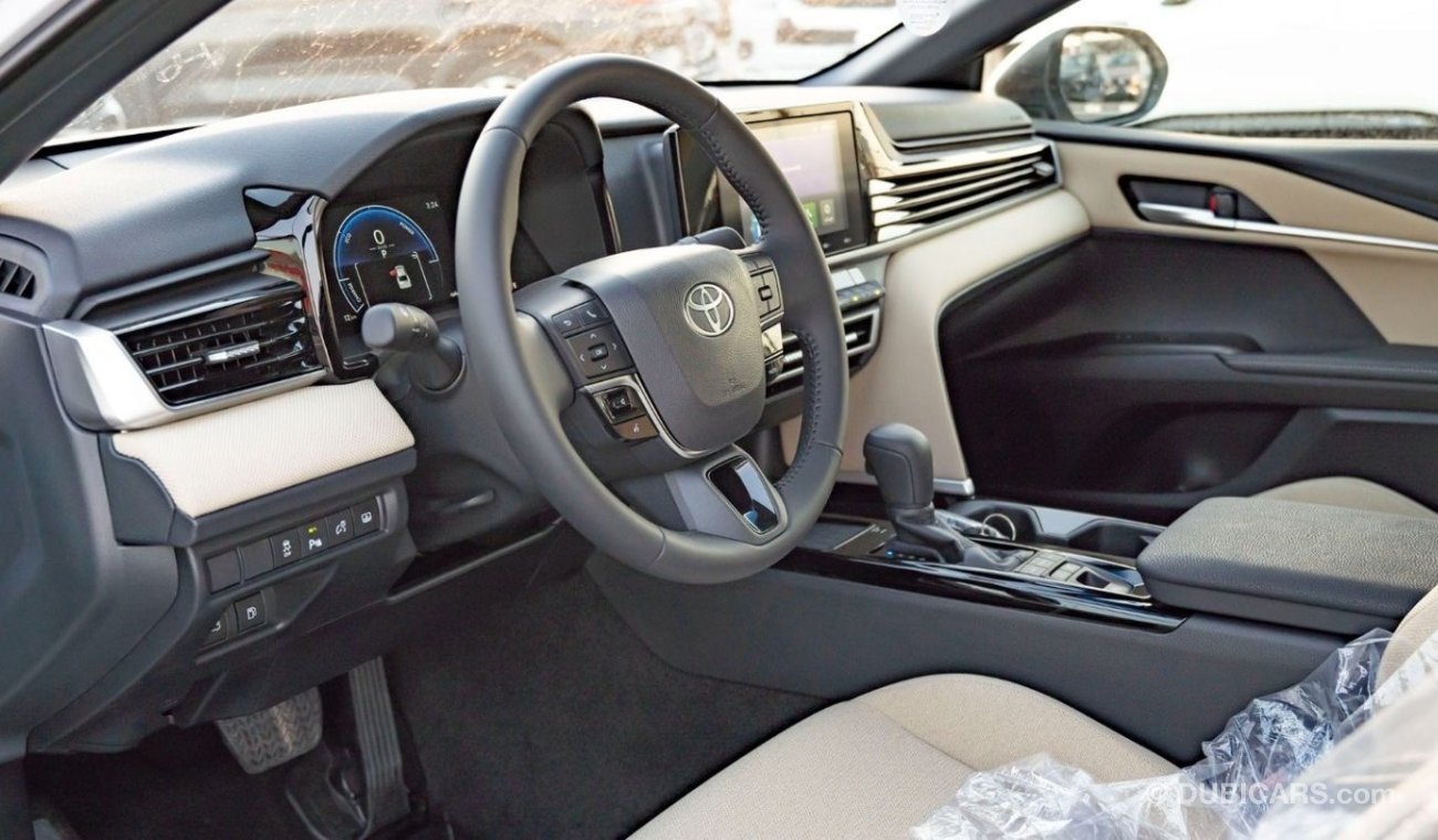 تويوتا كامري 2025 Toyota Camry LE 2.5L Hybrid AT Panorama Full option