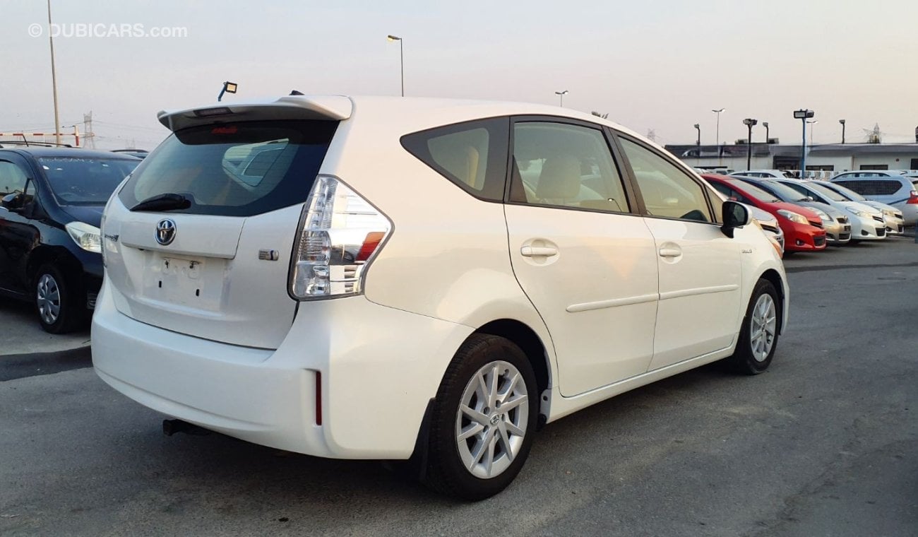 تويوتا برياس Toyota Prius Alpha