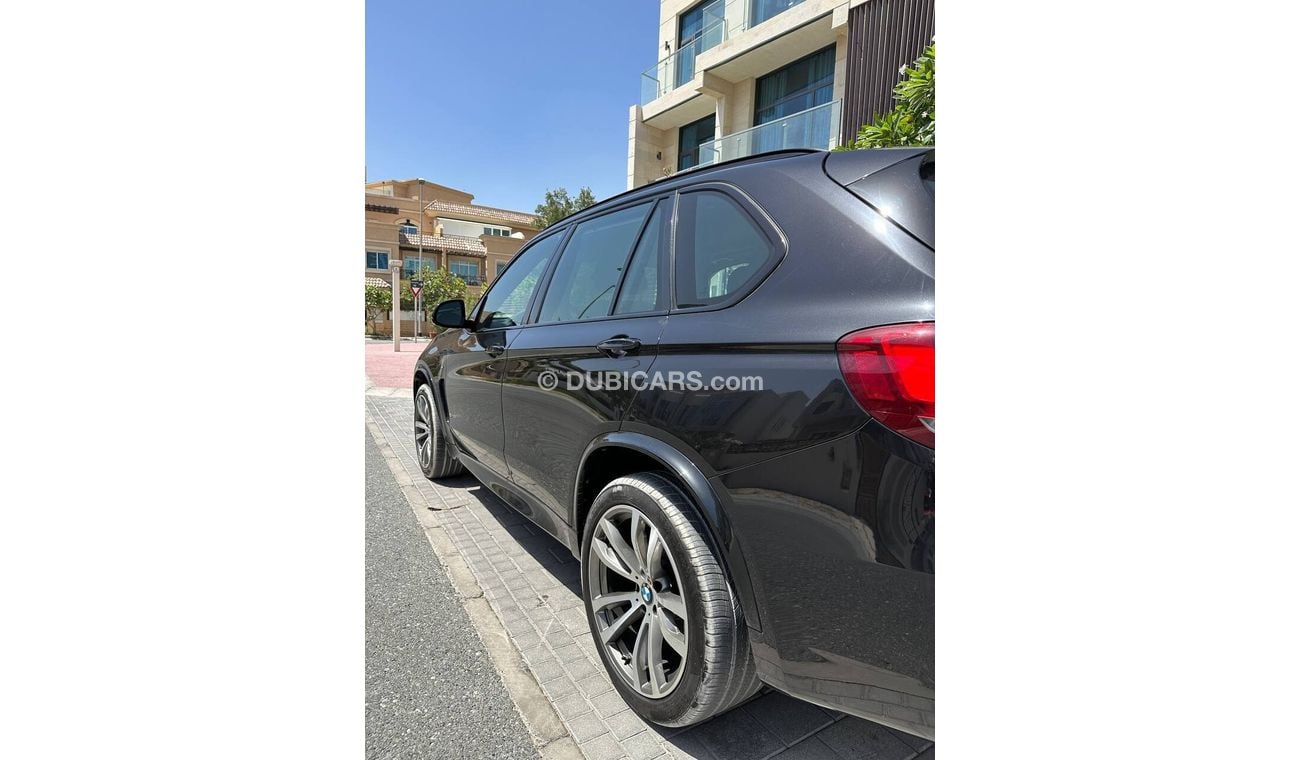 بي أم دبليو X5 35i Executive 3.0L (7 Seater)