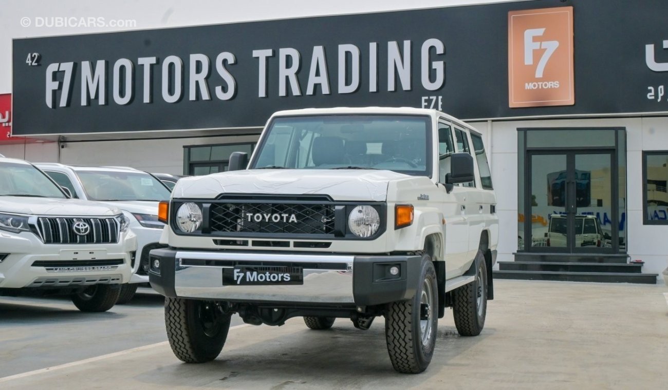 Toyota Land Cruiser Hard Top LX V6