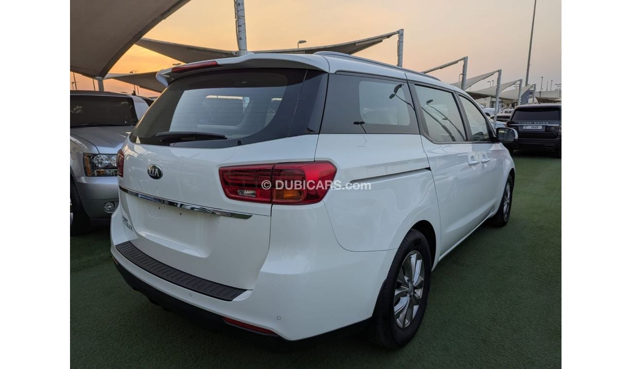 كيا كارنيفال GDI EX 3.5L Kia carnival 2020 GCC v6 engine 3.5L clean car without accident without paint no any wor