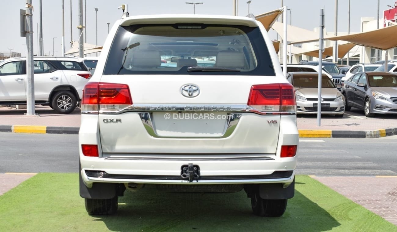 Toyota Land Cruiser GXR V6