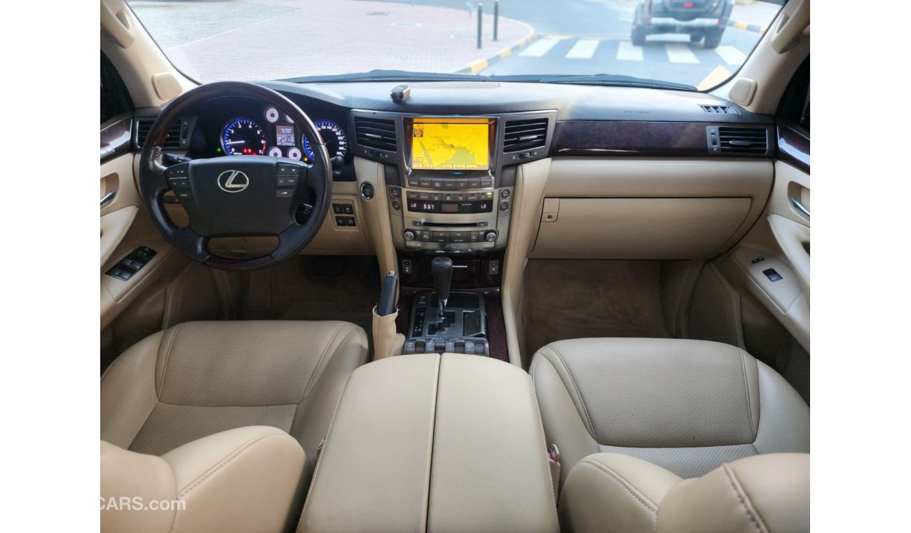 Lexus LX570