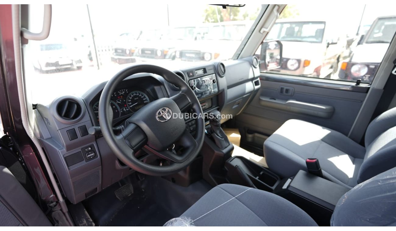 تويوتا لاند كروزر بيك آب TOYOTA LC79 PICKUP DOUBLE CABIN 4.0L PETROL AUTOMATIC TRANSMISSION MODEL 2024 WINCH DIFFLOCK