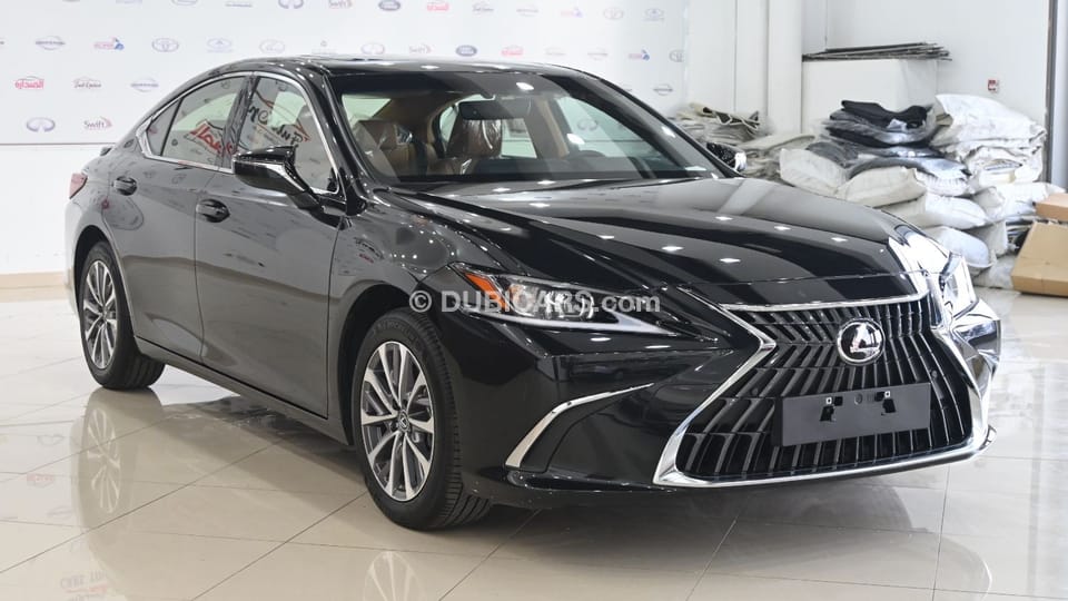 New Lexus ES 300 Hybrid 2023 for sale in Abu Dhabi - 576928