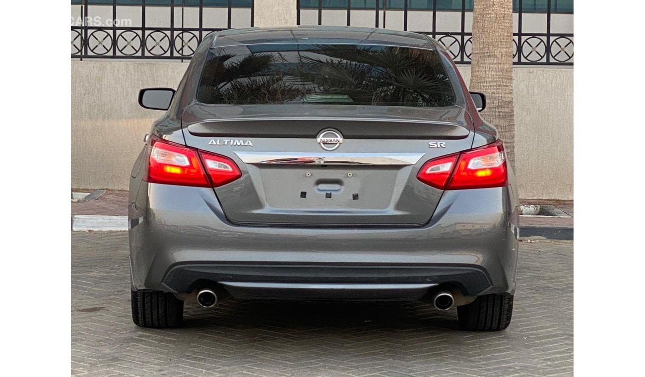 Nissan Altima SR