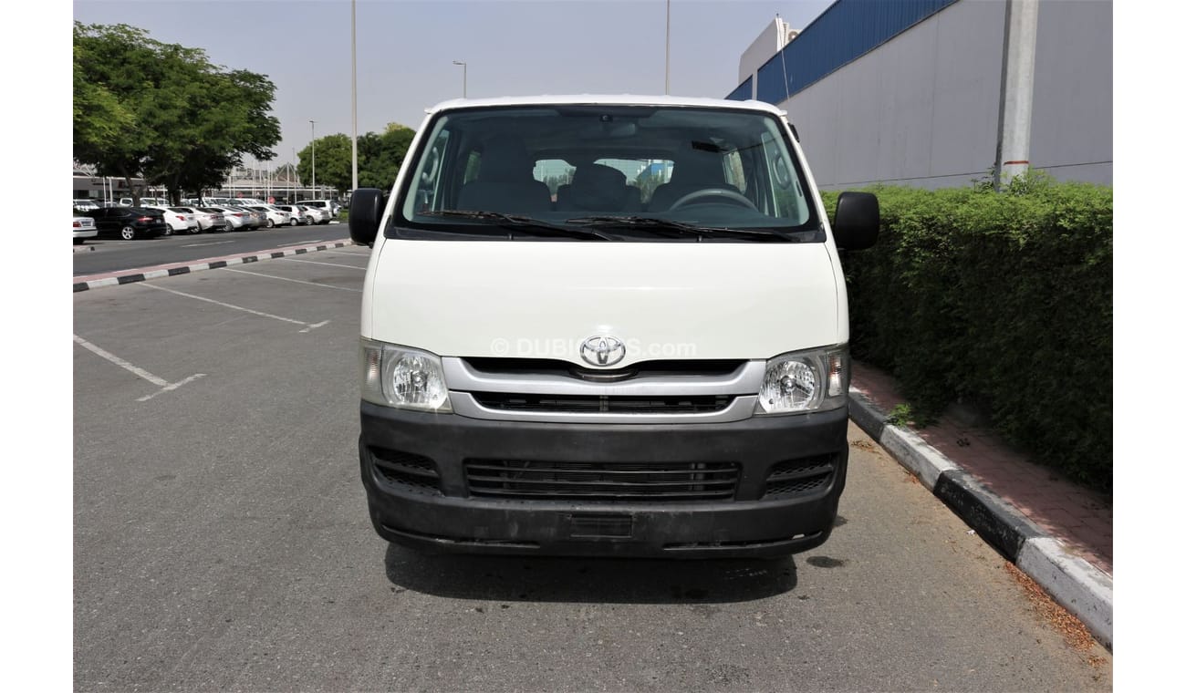 Toyota Hiace TOYOTA HIAC 2010 PETROL 15 PASSENGER