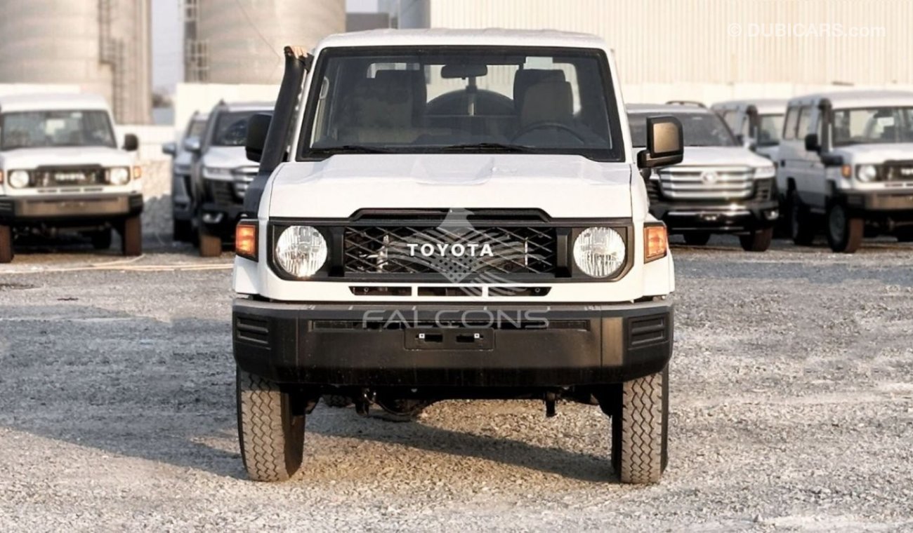 Toyota Land Cruiser Pick Up 79 DOUBLE CABIN PICKUP 4.2L V6 6-SEATER MT