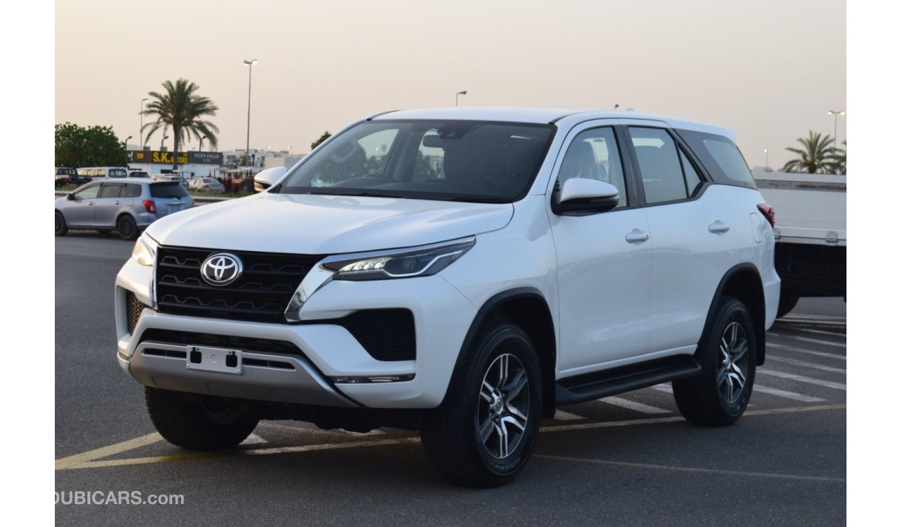 تويوتا فورتونر 2015 TOYOTA FORTUNER WHITE