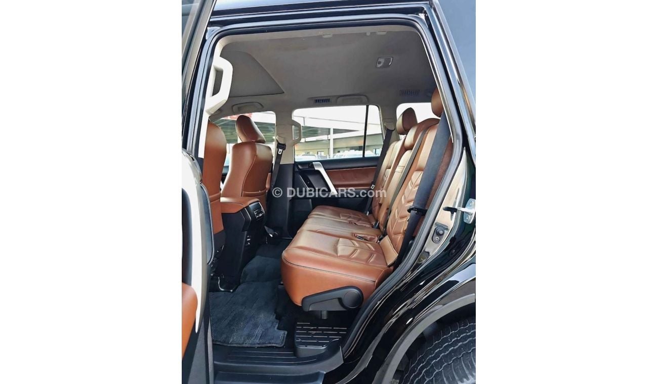 تويوتا برادو Toyota Prado 2022 VXR Full Option in Excellent condition