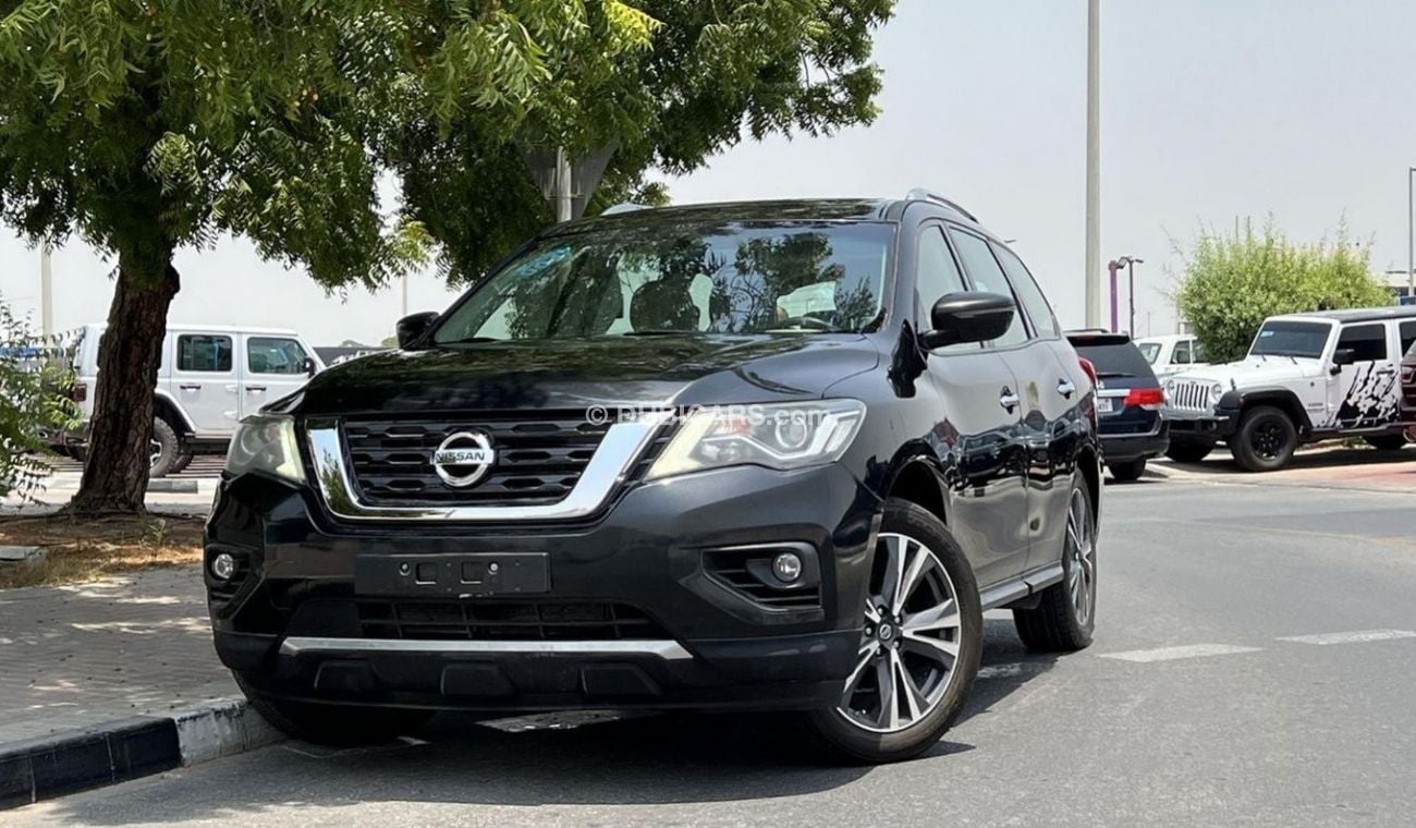 Nissan Pathfinder SL V6 GCC Specs 4WD