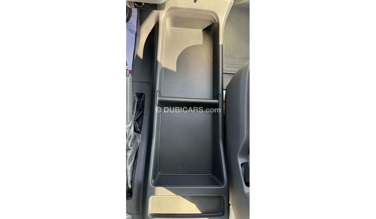 Toyota Hiace 2025 Toyota Hiace DX 13-Seater 3.5L V6 Petrol A/T (3-Point Seatbelts) Export Only