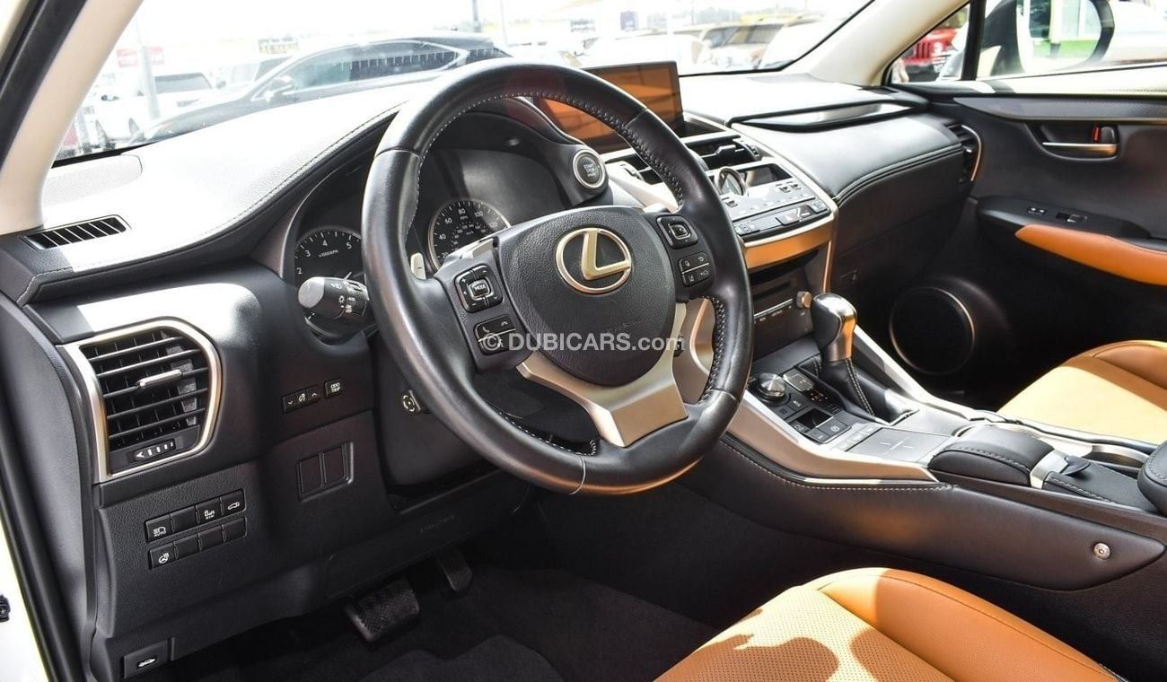 Lexus NX300