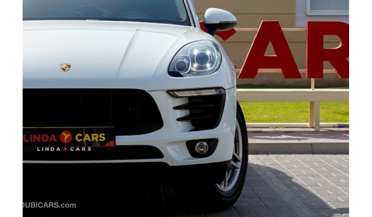 Porsche Macan Std Porsche Macan 2018 GCC under Warranty and Service Contact with Flexible Down-Payment