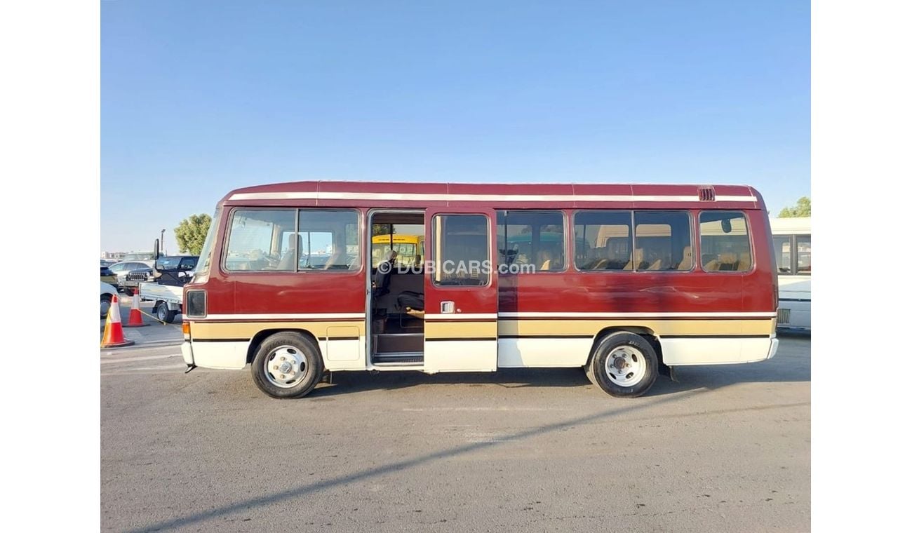 تويوتا كوستر TOYOTA COASTER BUS RIGHT HAND DRIVE 1992 MODEL DIESEL MANUAL 4160 ENGINE CC 1HD-T ENGINE 29SEATER (P