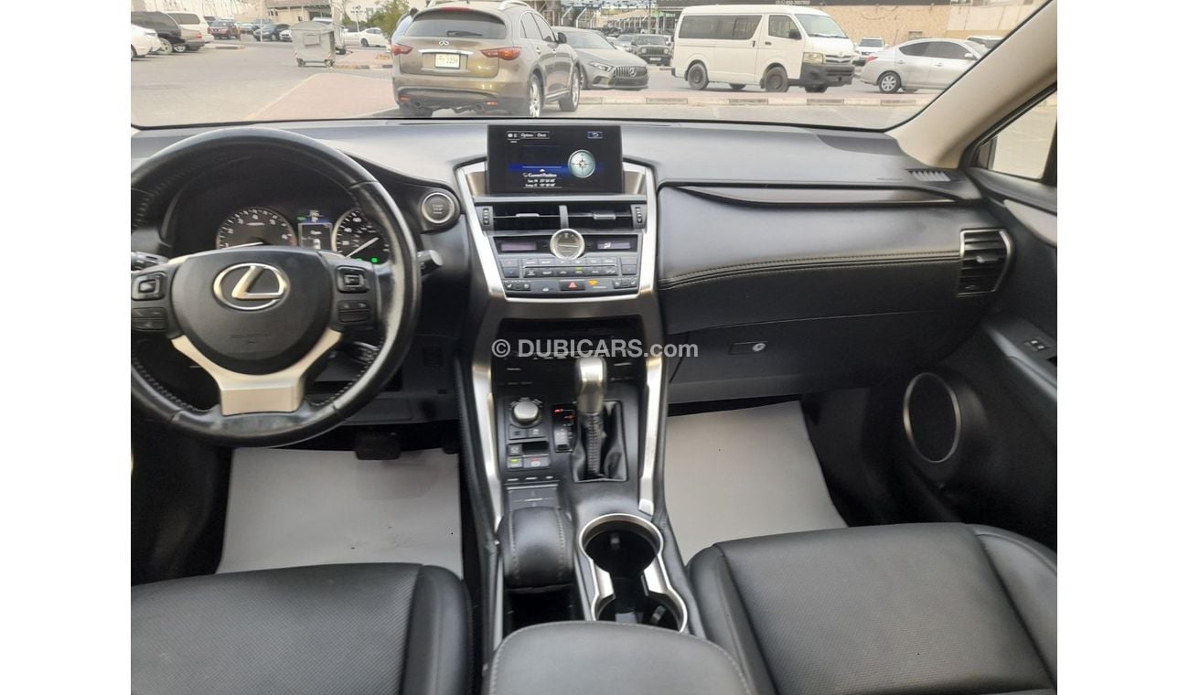 لكزس NX200t Lexus NX200T 2017 4X4